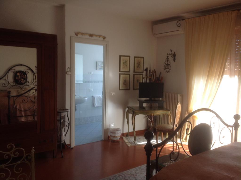 Hotel Cisanello House Pisa Habitación foto